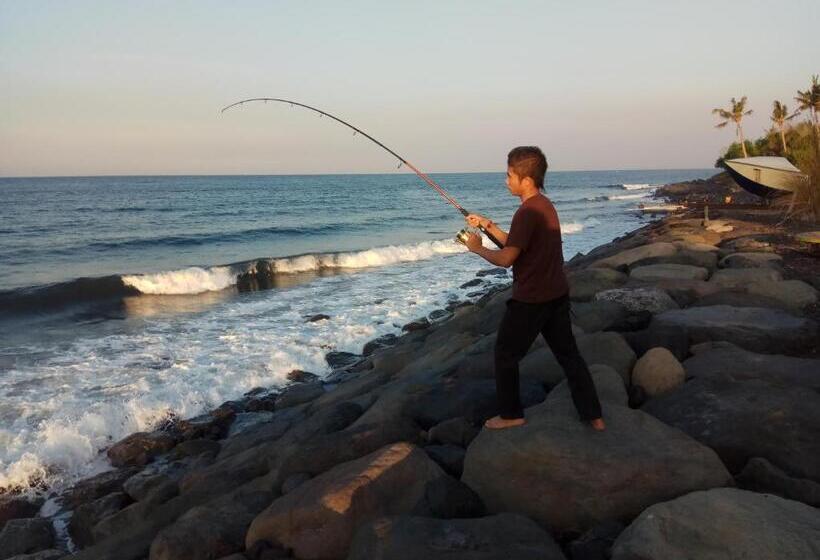 בית מלון כפרי Bali Umah Tinjung