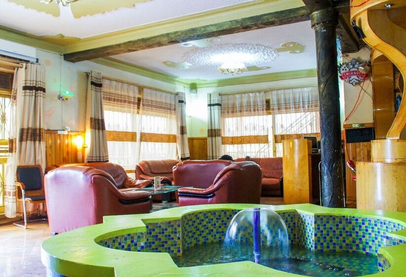 هتل Capricon Executive