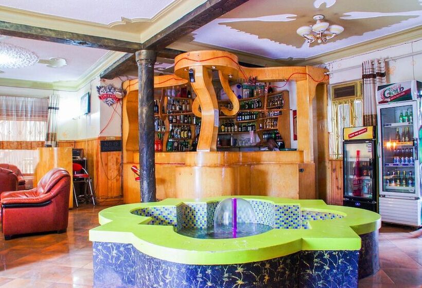 هتل Capricon Executive