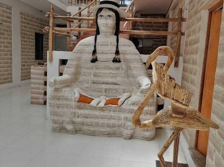 هتل Casa De Sal   Salt