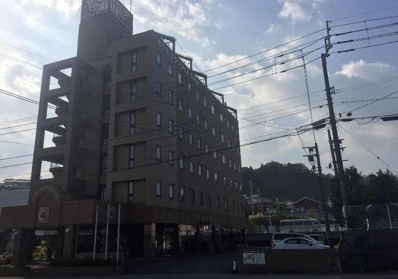 בית מלון כפרי Crown Hills Nakamura