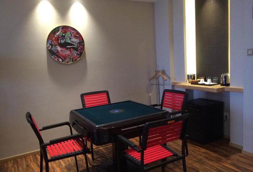 هتل Guilin Roshan Lake