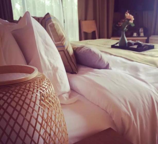 هتل Guilin Roshan Lake