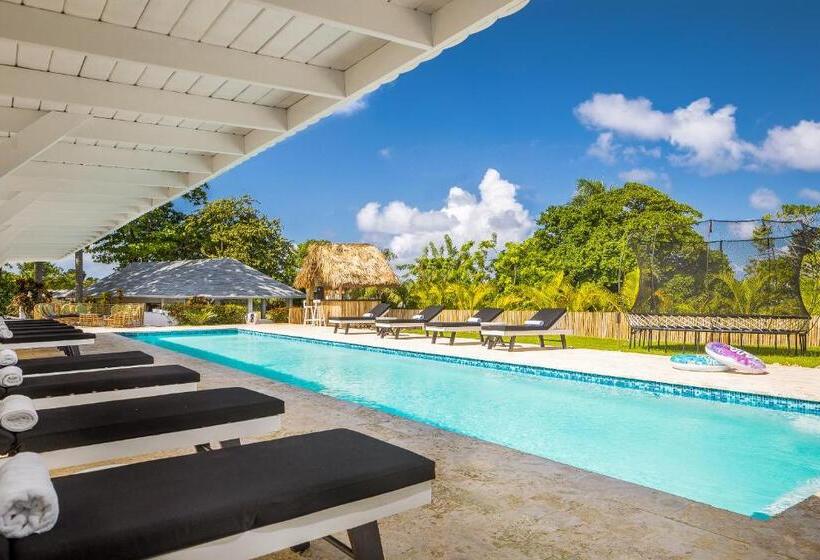 Отель El Encuentro Surf Lodge