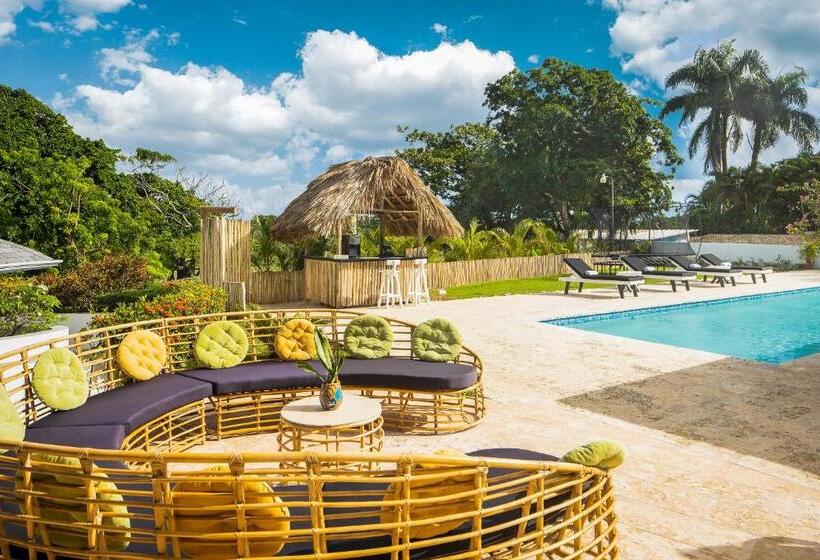 فندق El Encuentro Surf Lodge