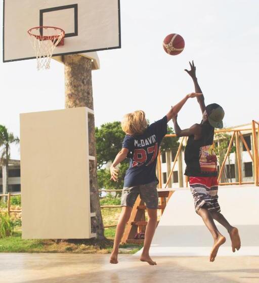 فندق El Encuentro Surf Lodge