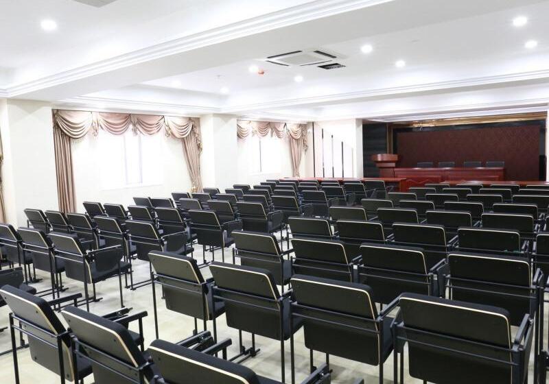 فندق Greentree Inn Guangdong Jieyang Konggang District Wangjiang North Road Business