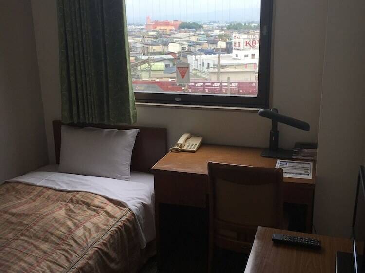 호텔 Hirosaki Prince