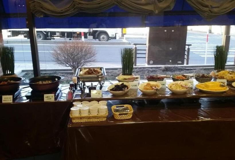 Отель Hyper Hills Hirosaki