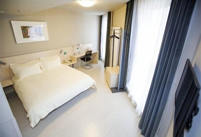 Otel Jinjiang Inn Wuhai Joy City