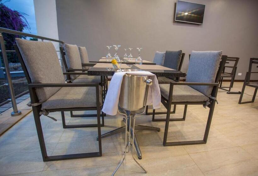 هتل Kilimanjaro Wonders