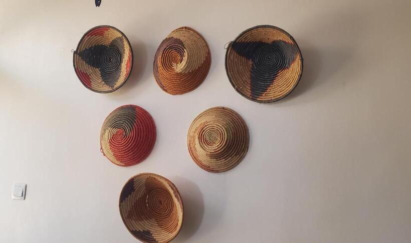 Mowicribs Hotel And Spa