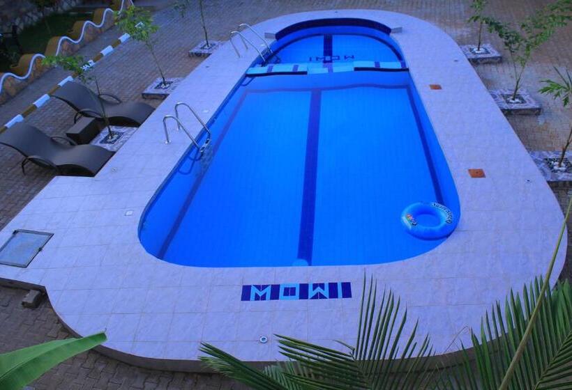 Mowicribs Hotel And Spa