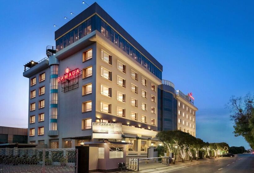 هتل Ramada By Wyndham Karachi Creek