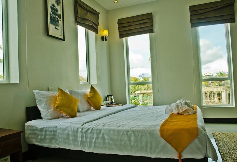 Отель Silver Residence