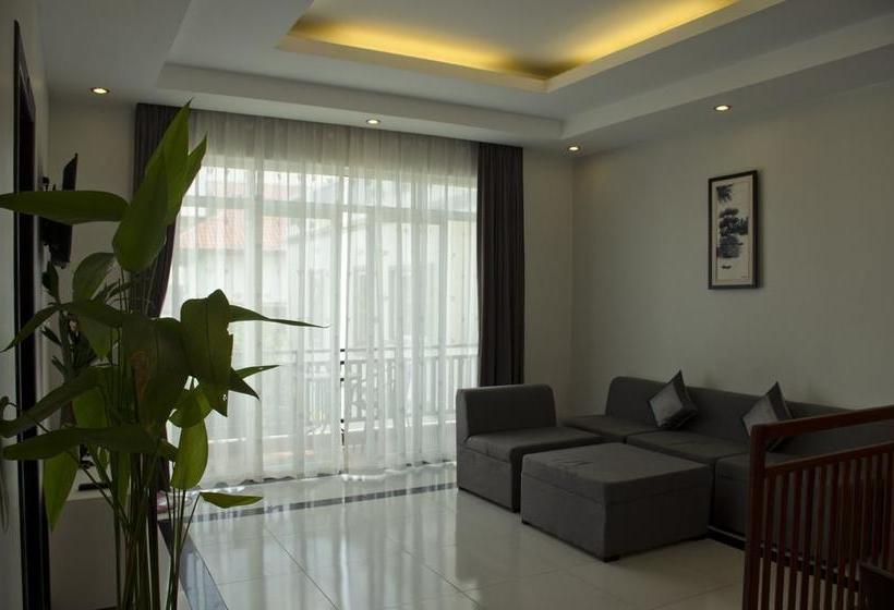 Отель Silver Residence