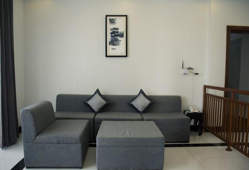 Отель Silver Residence