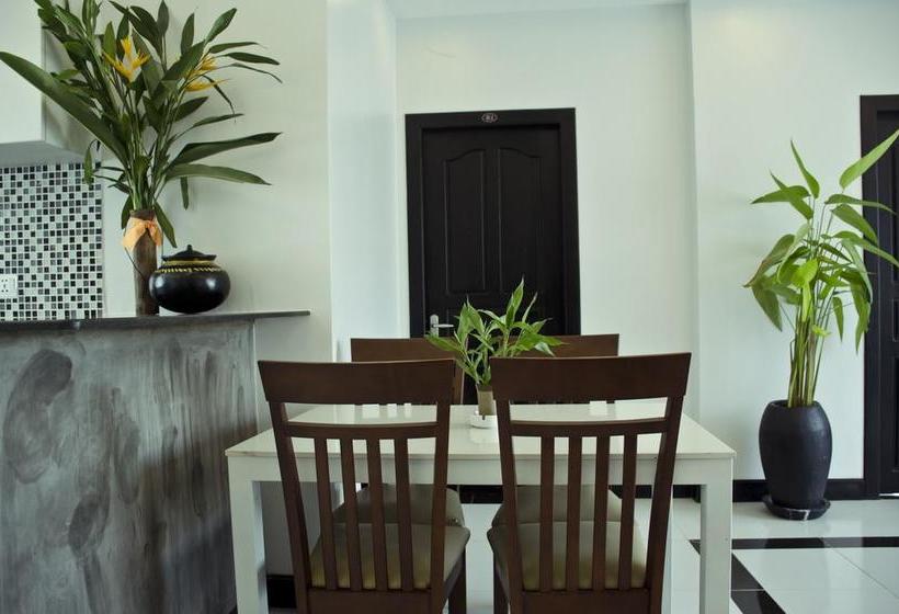 Отель Silver Residence