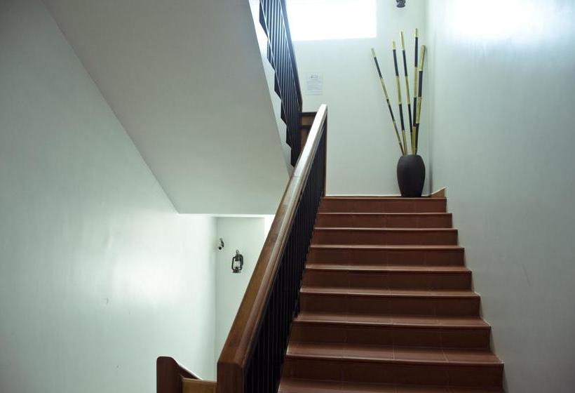 Отель Silver Residence