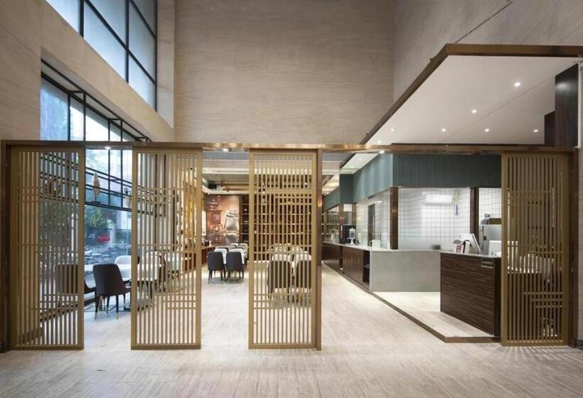 T Social Hotel Guangzhou Railway Station Branch