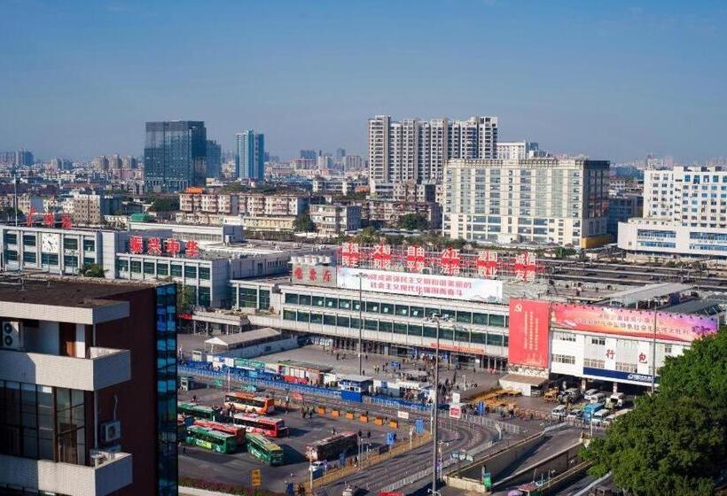 T Social Hotel Guangzhou Railway Station Branch