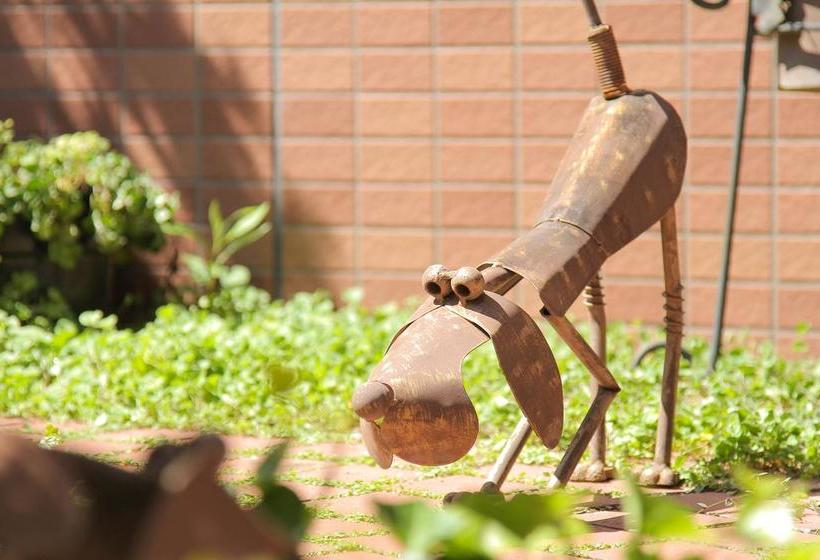 فندق Toyota Village