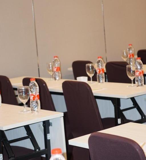 Unisi Hotel Malioboro   Jogja Syariah