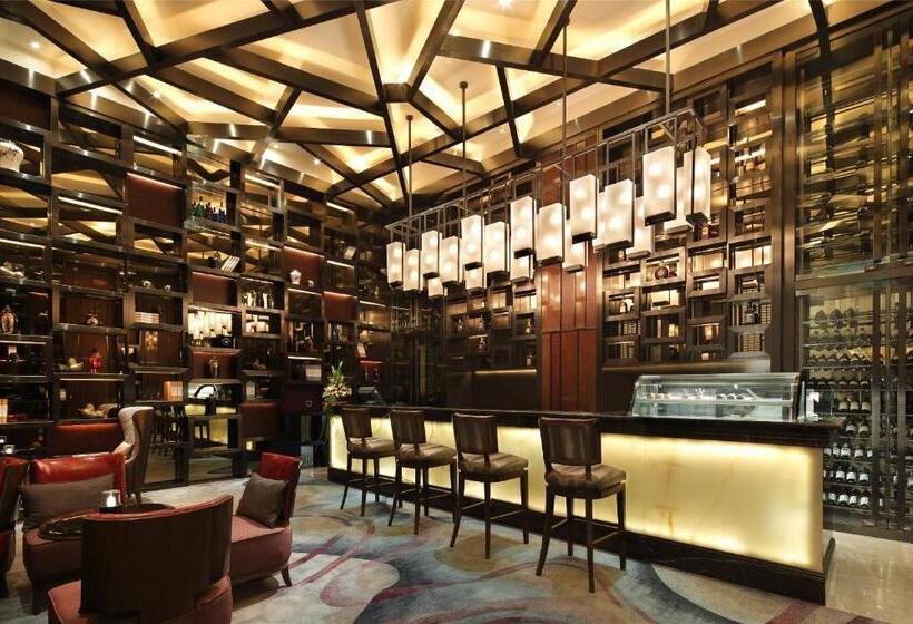 Отель Wanda Realm Siping