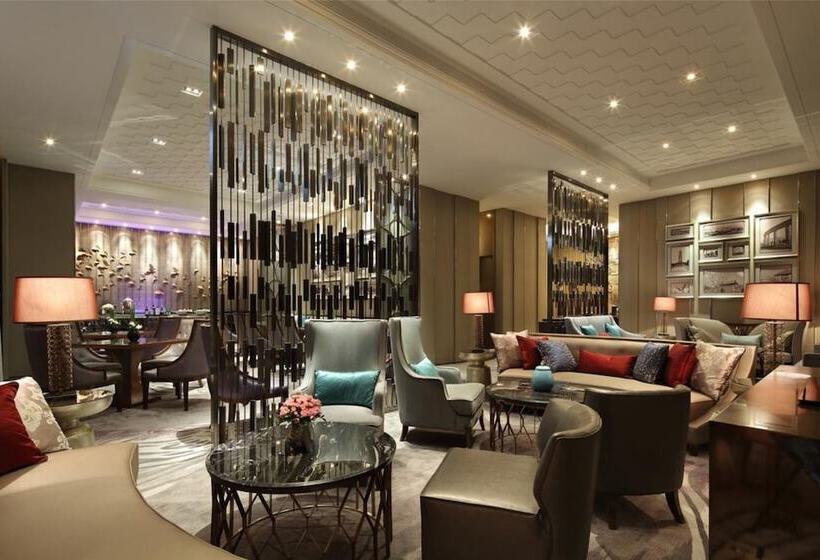 Отель Wanda Realm Siping