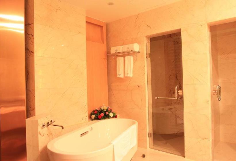 Отель Xining Sapphire