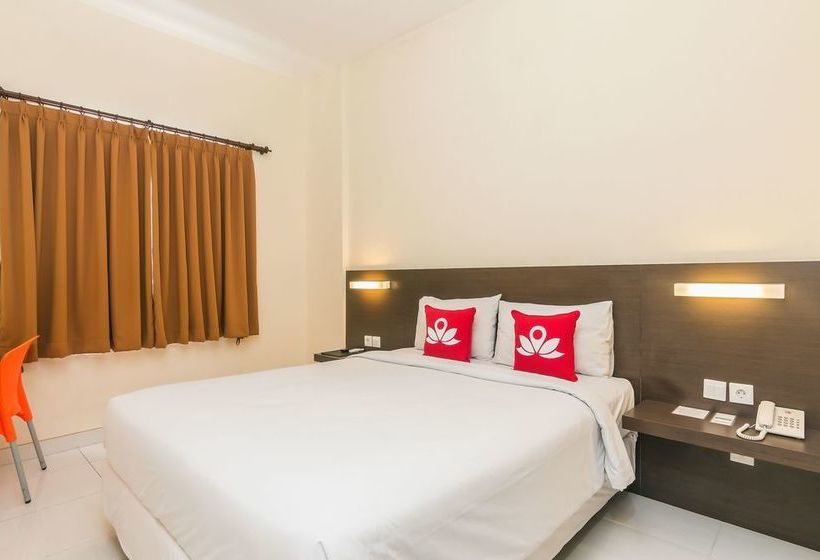 בית מלון כפרי Zen Rooms Legian Sri Laksmi