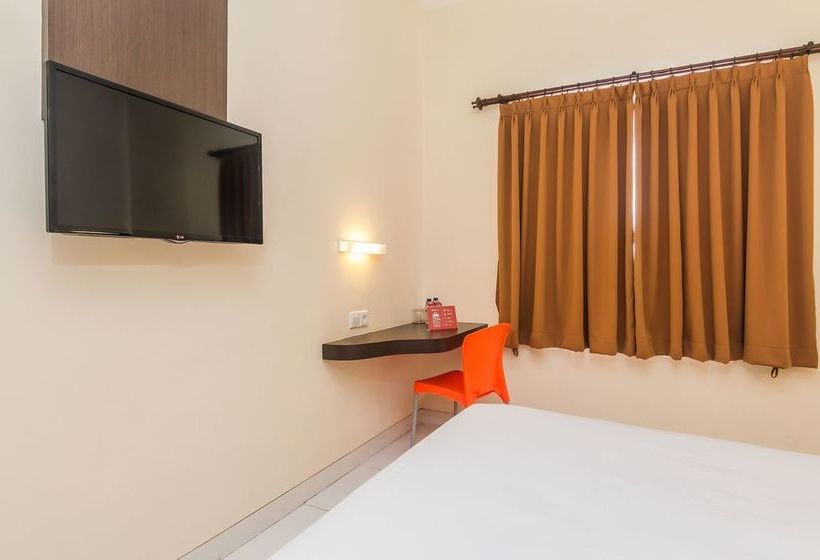 בית מלון כפרי Zen Rooms Legian Sri Laksmi