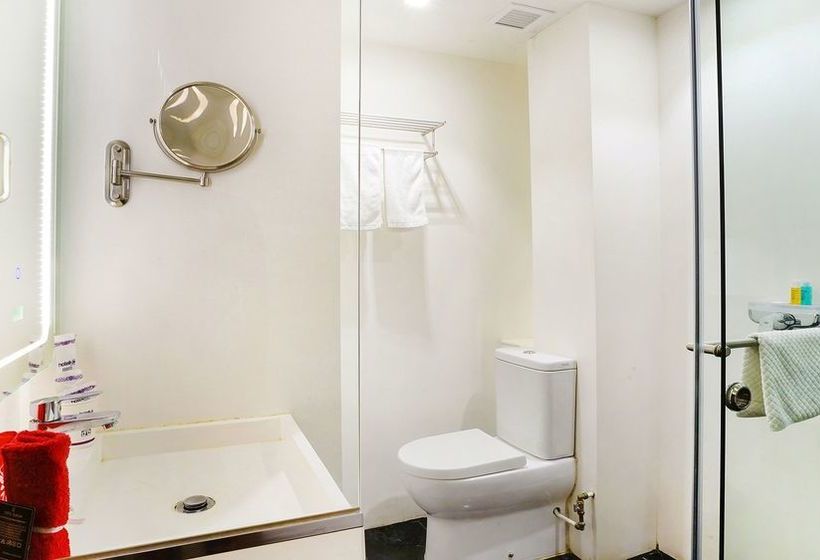 هتل Zen Rooms Suntec