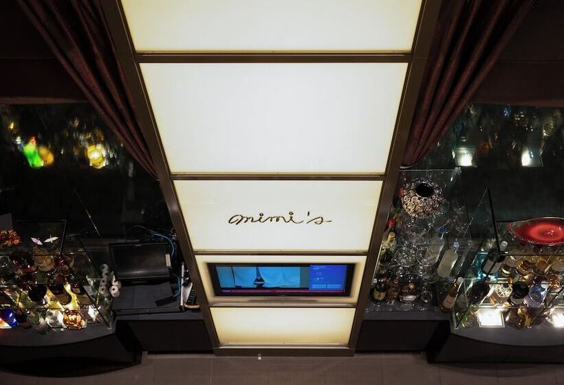 Phoenix Hotel By Hhg