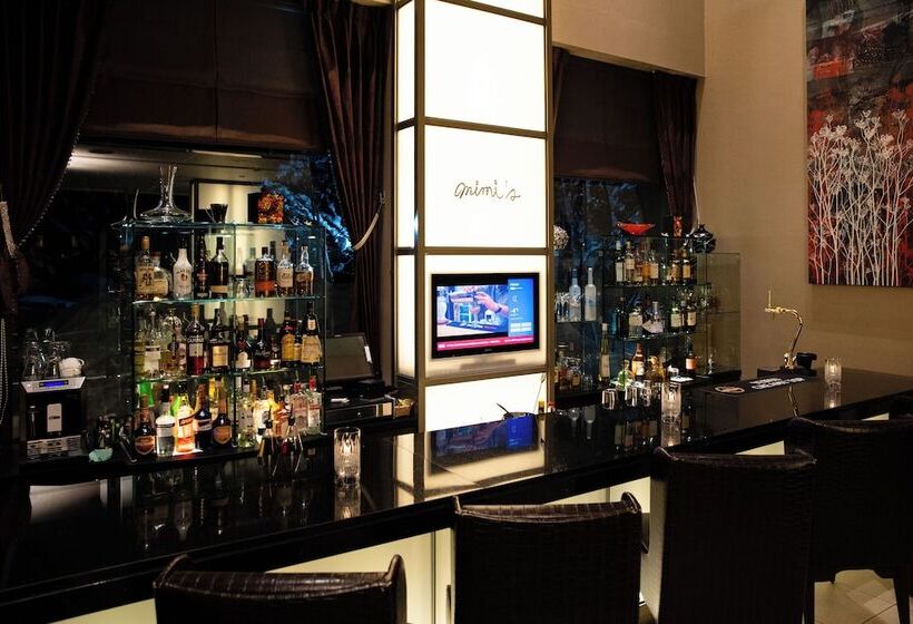 Phoenix Hotel By Hhg