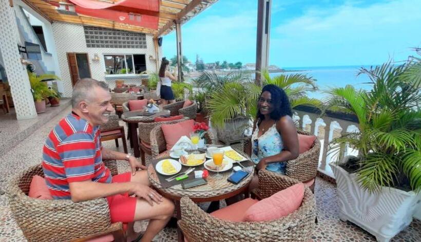 استراحتگاه Residencial Ramire Tour