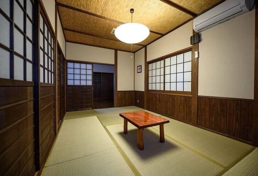 ريوكان Yunohira Kamiyanagiya