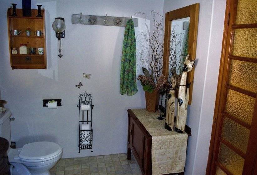 Bed and Breakfast 79 On Ridge