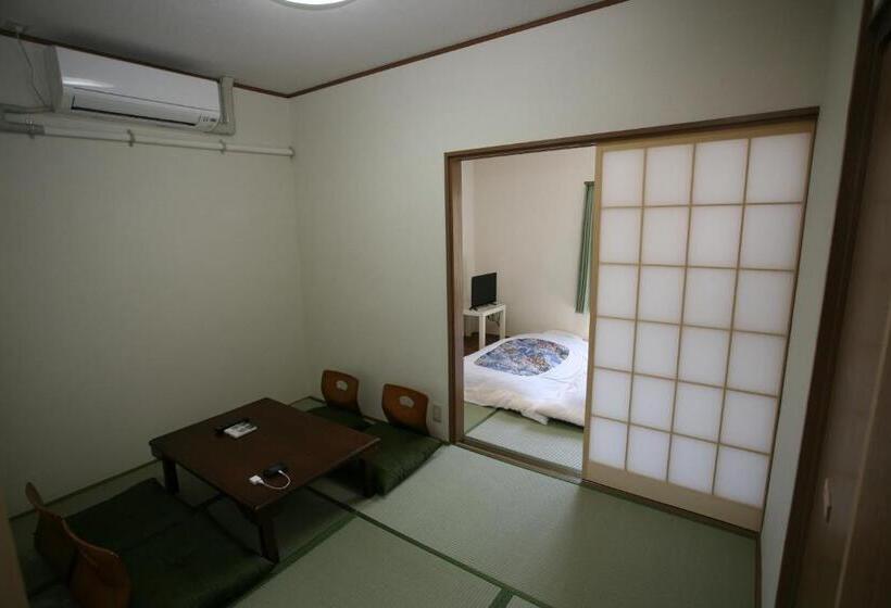 Nocleg ze śniadaniem Fujiyama Base