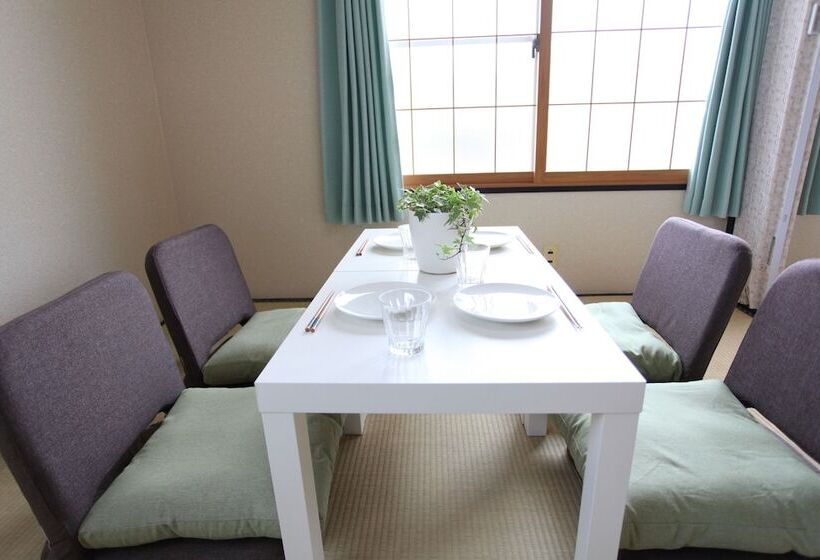 Nocleg ze śniadaniem Fujiyama Base