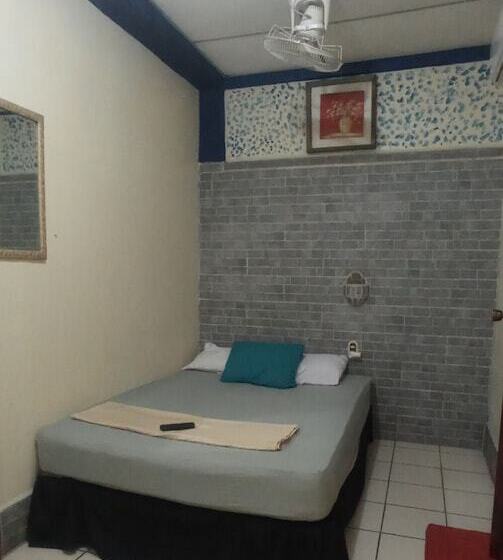 민박 Hostal Ruinas De San Sebastián