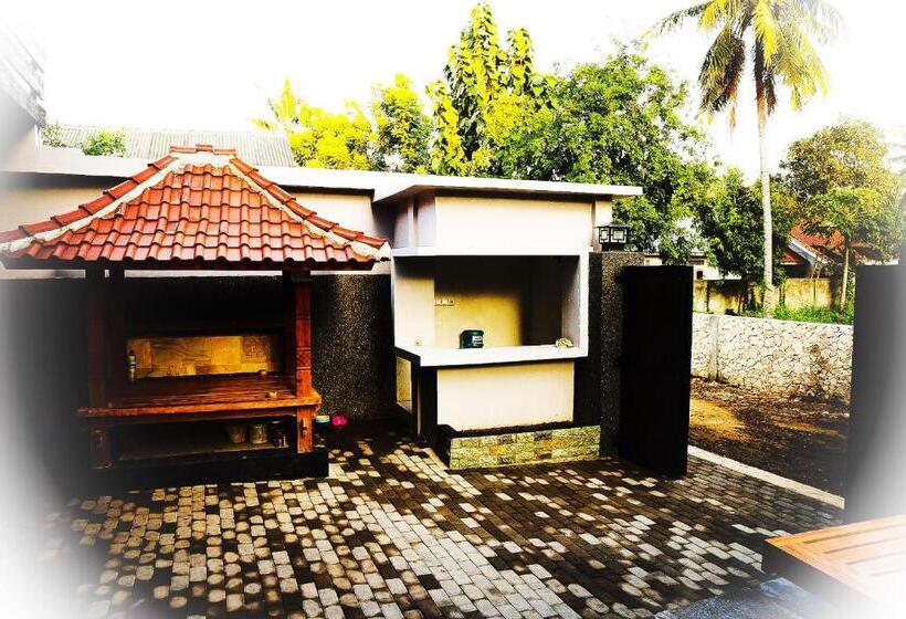 تختخواب و صبحانه Lazy Inn Kuta Lombok
