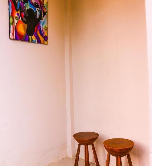 تختخواب و صبحانه Lazy Inn Kuta Lombok
