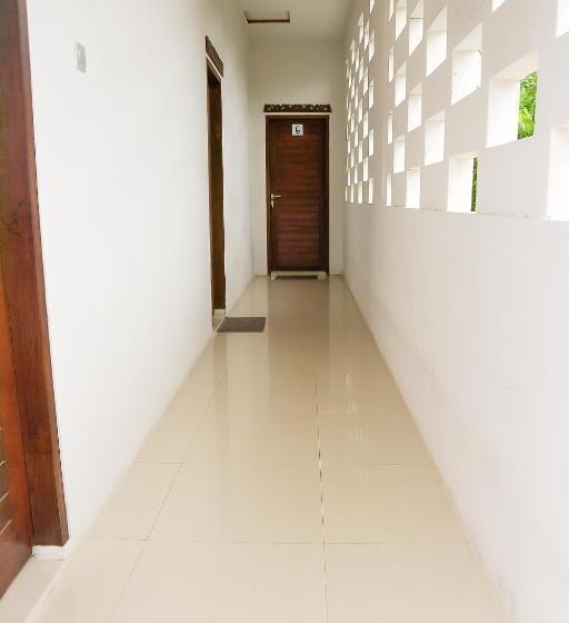 צימר Lazy Inn Kuta Lombok