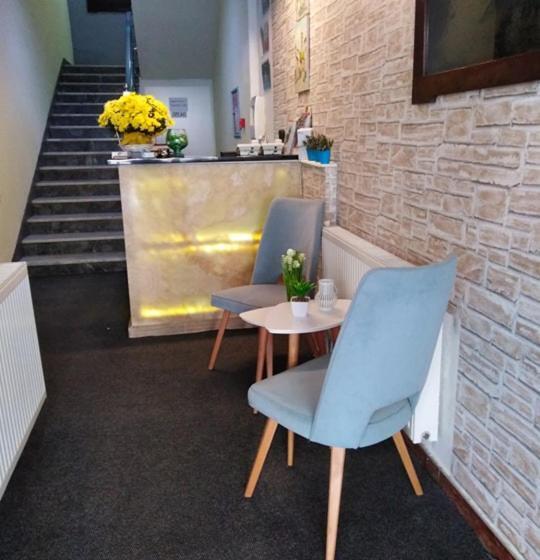 هتل Atlas City Center