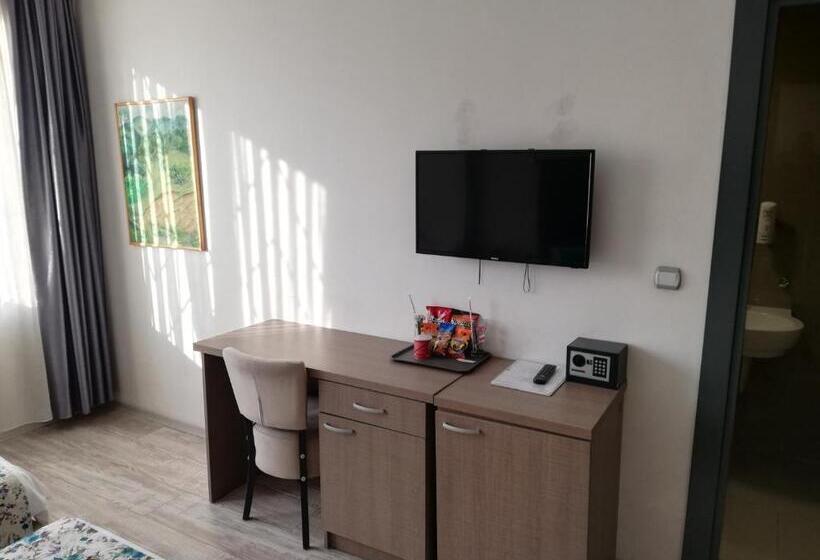 هتل Atlas City Center