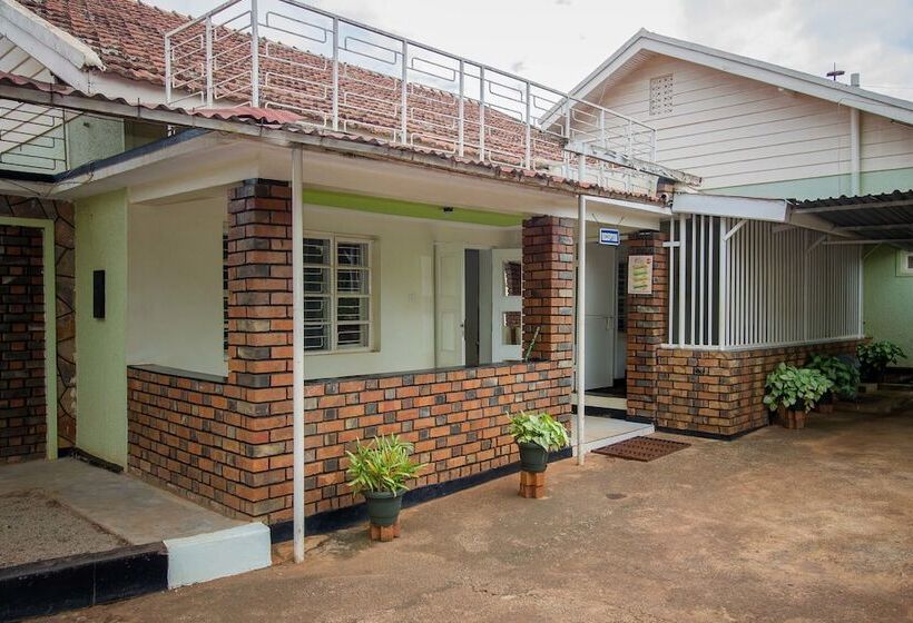 هتل Emirina Travel