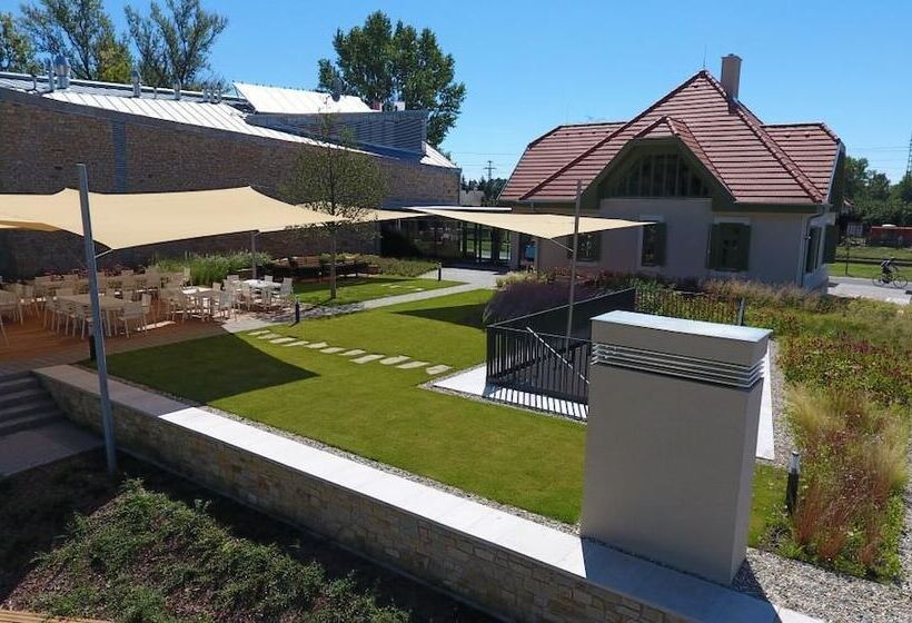 فندق Fenyves Yacht Club Superior