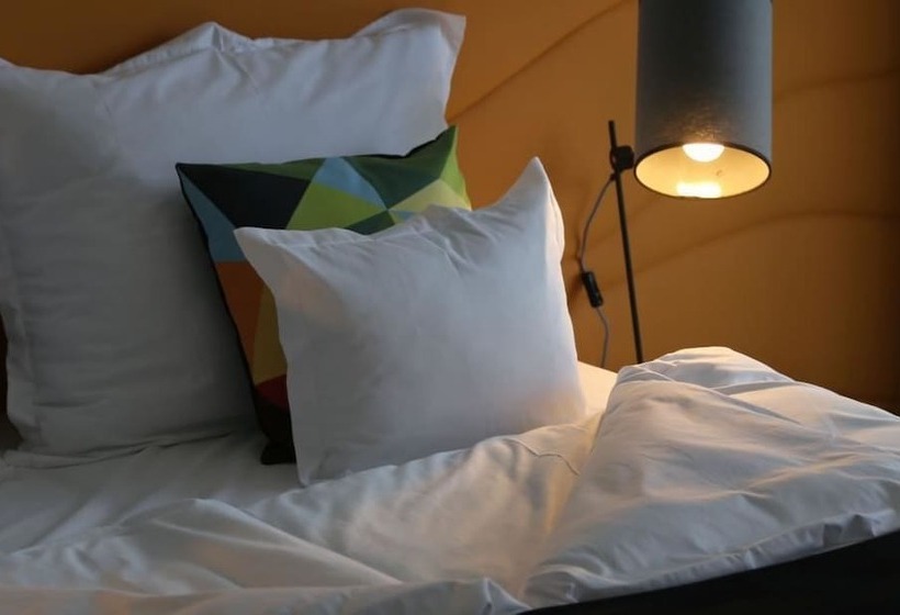 فندق Fenyves Yacht Club Superior