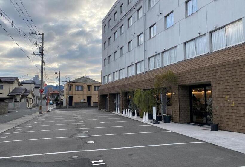 酒店 Fukuyama Royal